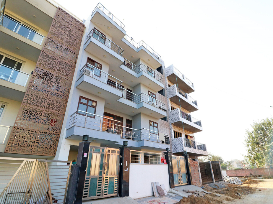 OYO 5258 MR Residency, Gurgaon