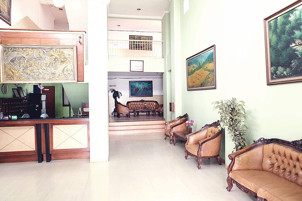 Hotel Fiducia Otista 153, East Jakarta
