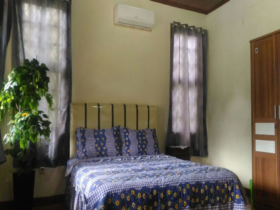 Villa Kota Bunga Blok Q, Cianjur