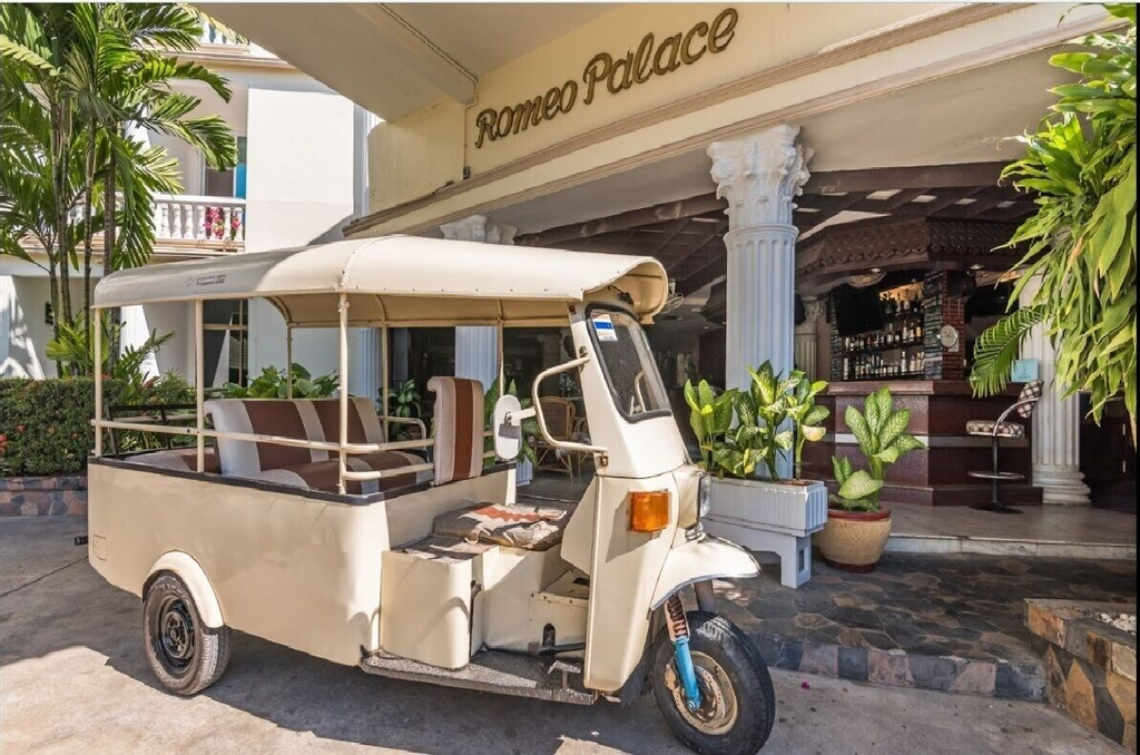 Romeo Palace, Pattaya