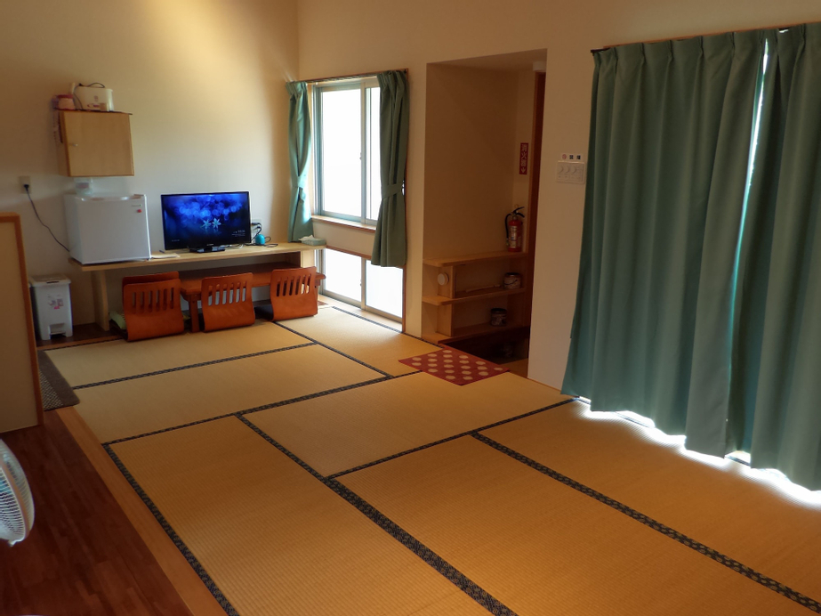 Kaeruya, Nakijin