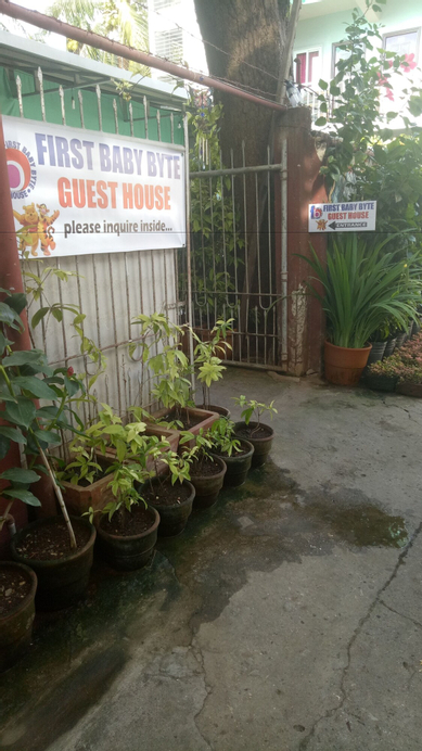 First Baby Bytes Guest House, Lazi