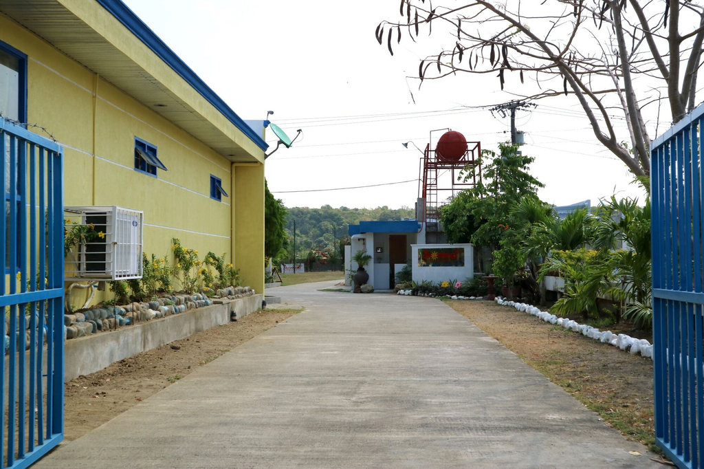 SHORESTOP INN AND RESTAURANT, Pasuquin