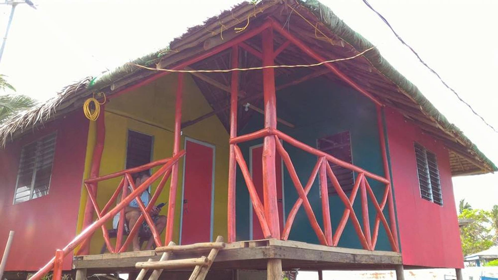 A.S.J. Backpackers Baler, Baler
