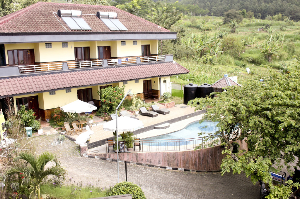 Villa Panderman Indah, Malang