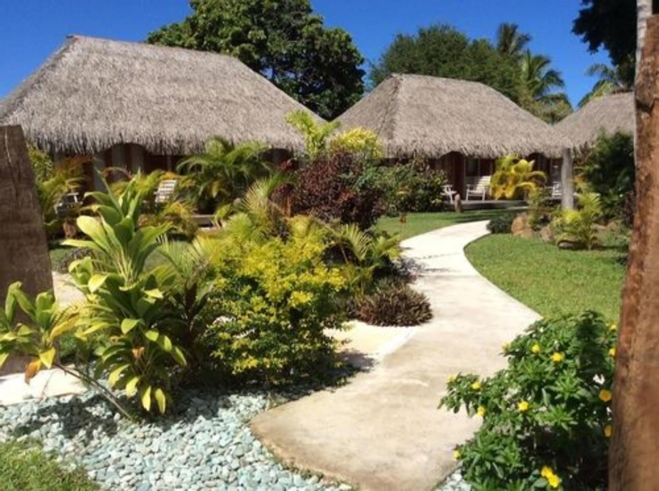 Moorea Beach Lodge,
