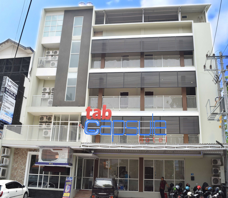 Tab Capsule Hotel - Kayoon Surabaya, Surabaya
