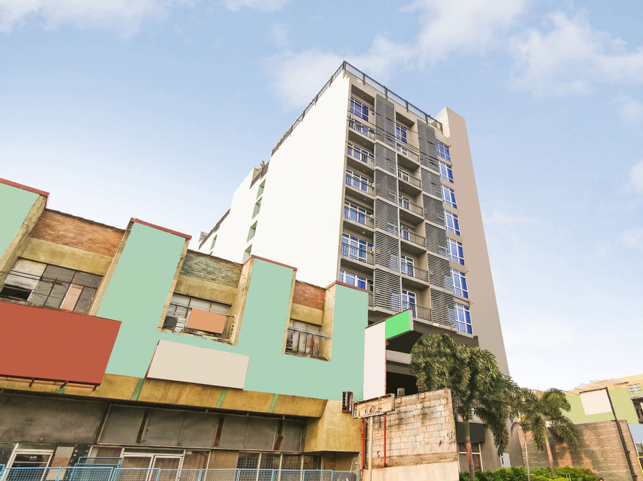 OYO 105 Melbourne Suites Hotel, Makati City