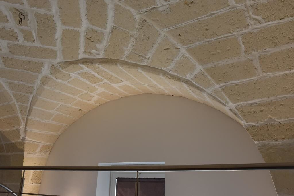 Arcosalento, Lecce
