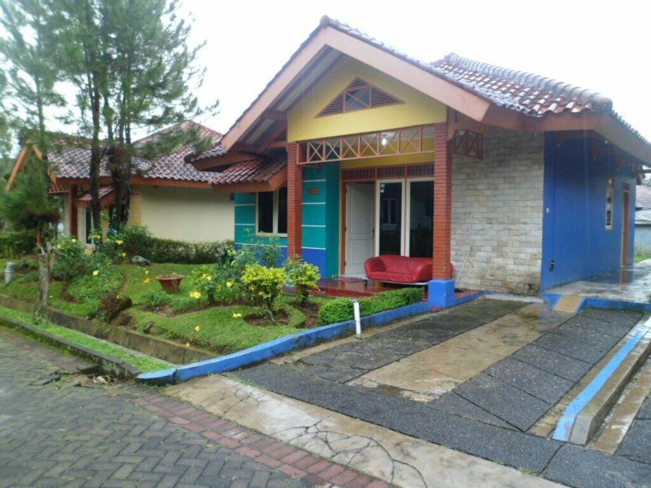 Kota Bunga E, Cianjur
