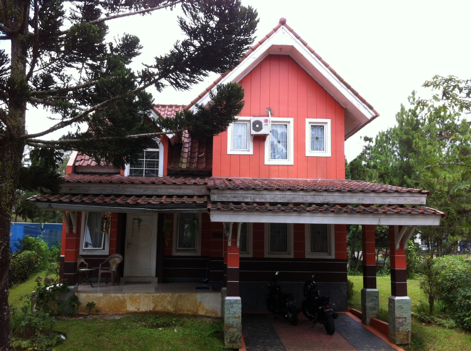 Villa Bukit Danau Lot 13, Cianjur