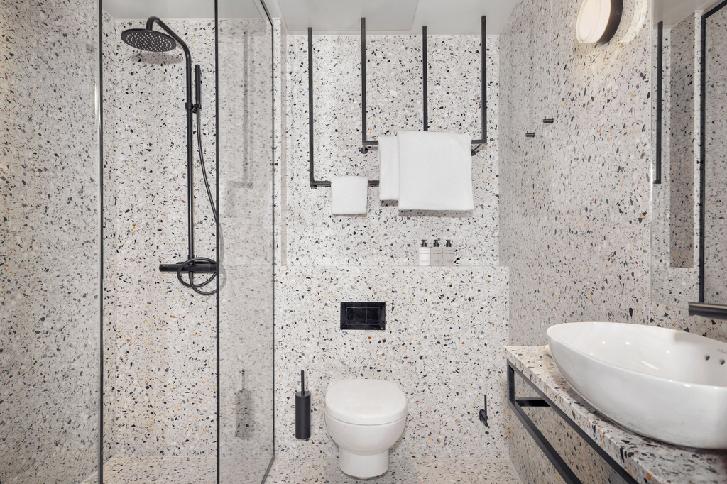Bathroom 4