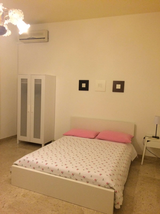 Dimora Rossini, Lecce
