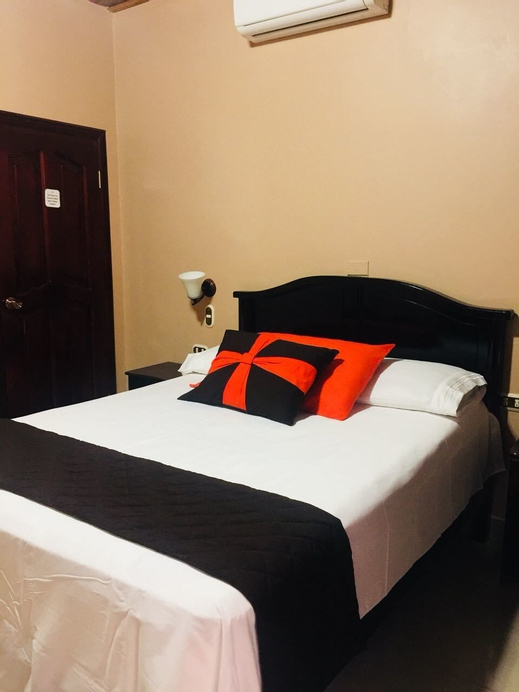 Hotel San Sebastian, Gracias