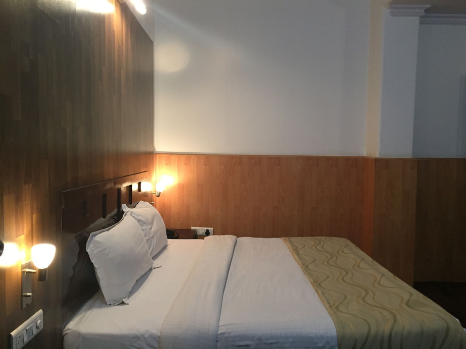 Hotel Krishna Sagar, Ghaziabad