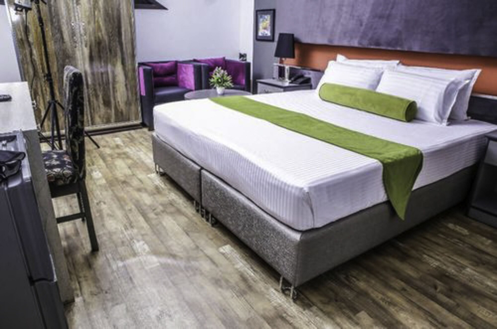 Hotel Platinum, Lahore