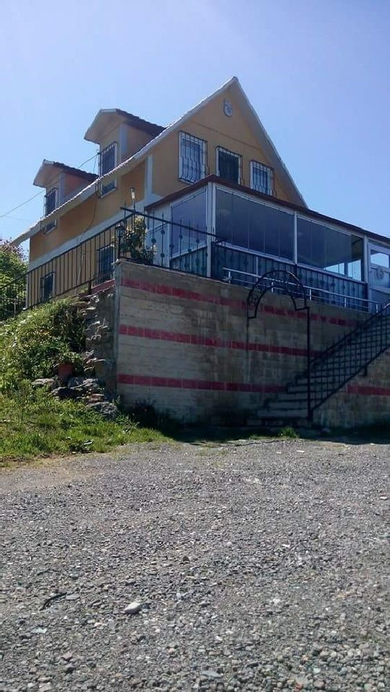 Cimenli Villa, Merkez