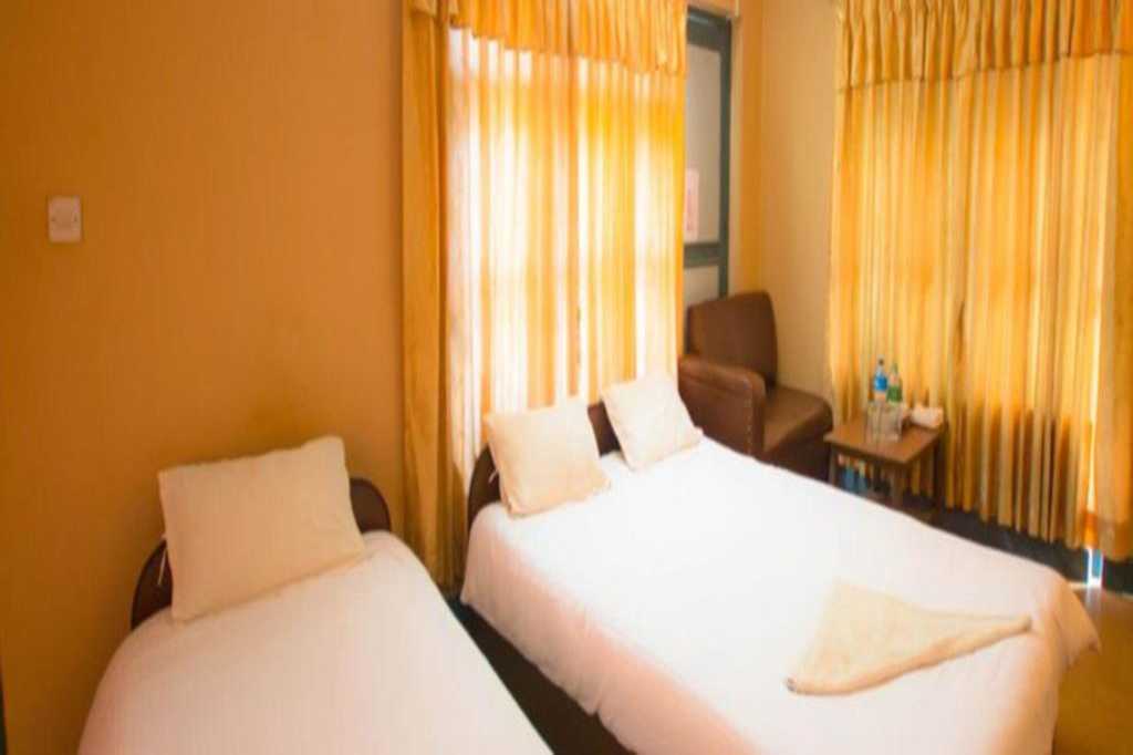 Hotel Lumbini Garden New Crystal, Lumbini