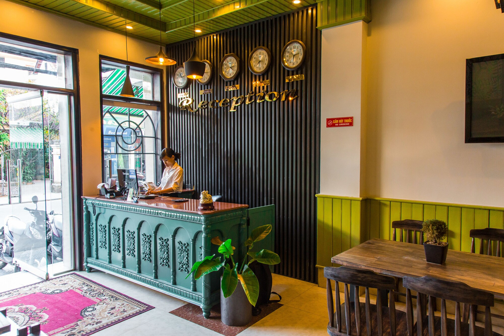 Amona Hotel, Huế
