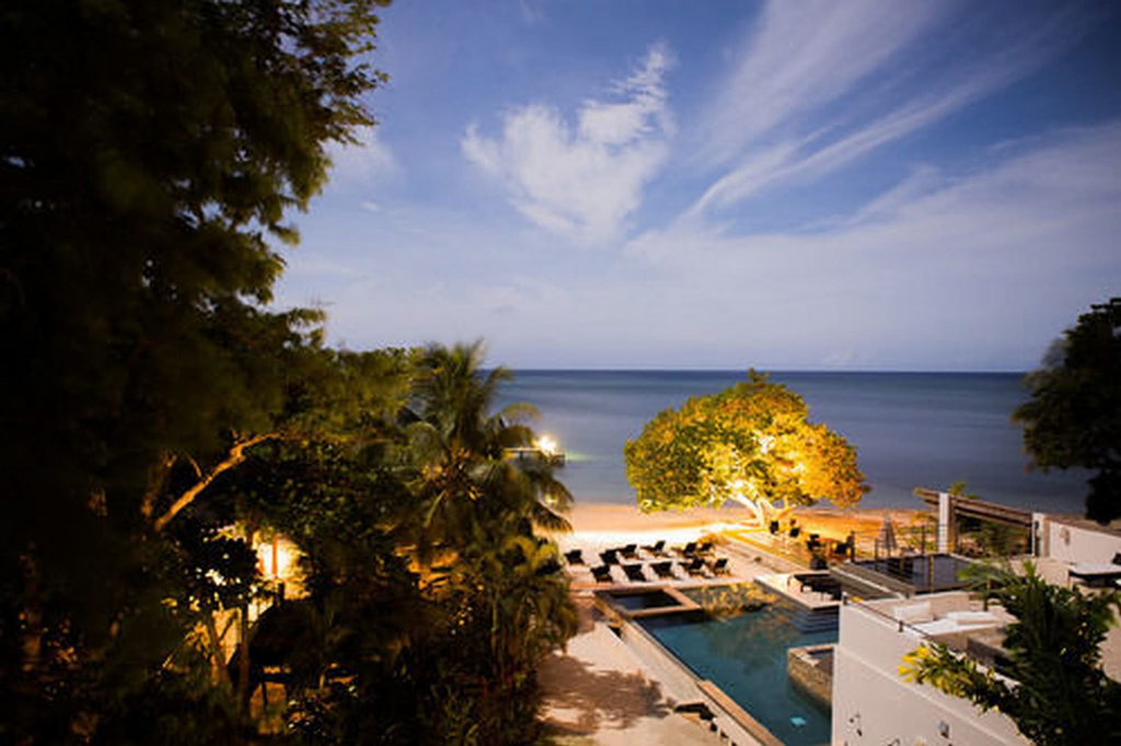 Xbalanque, Roatán