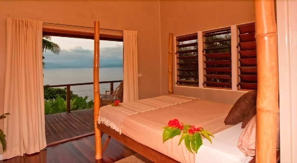 Naveria Heights Lodge, Cakaudrove