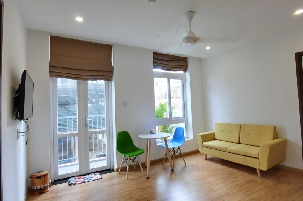 Crown Apartment, Tân Bình