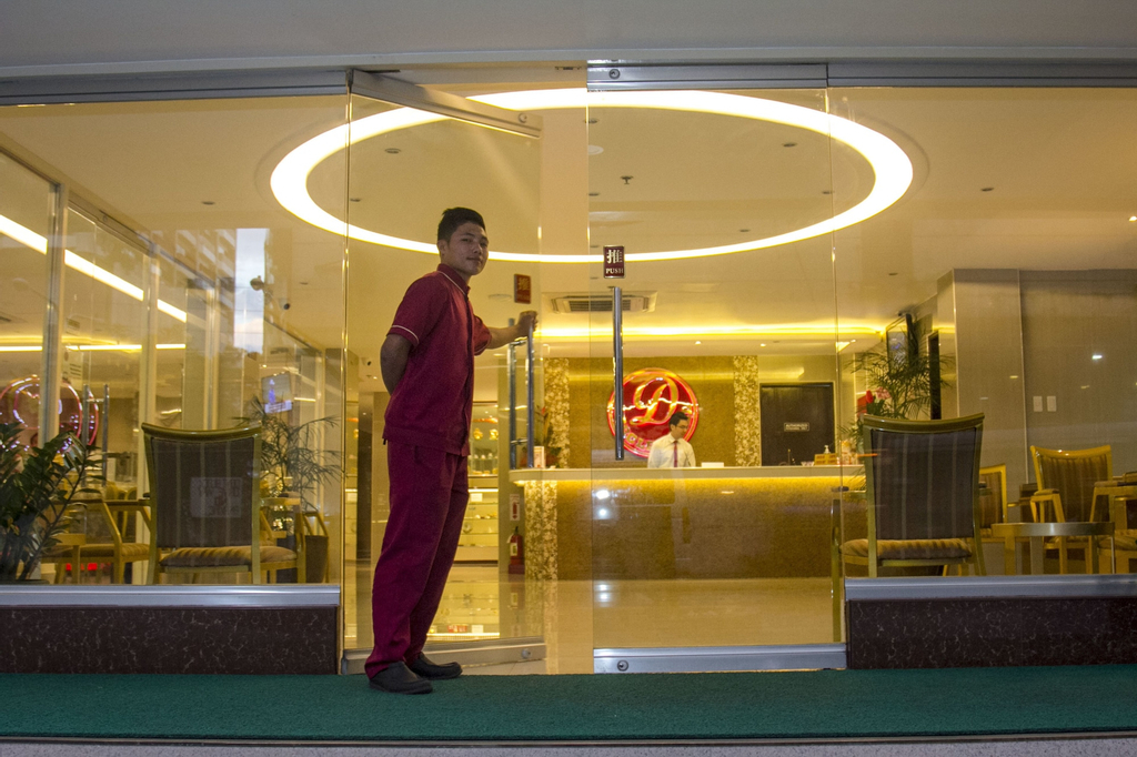 DCircle Hotel, Makati City