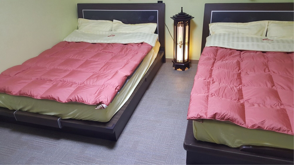 Kimchee Downtown Guesthouse - Hostel, Jung