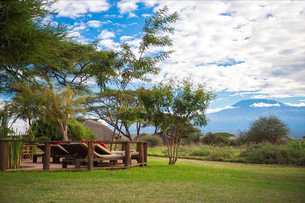Tawi Lodge, Kajiado South