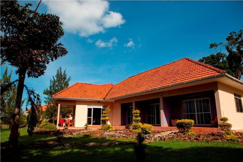 Ssese Habitat Resort, Bujumba