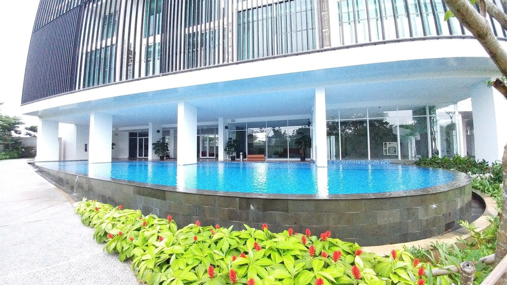 Luxury Spacious Satu8 Apartment Near Lippo Puri, Jakarta Barat