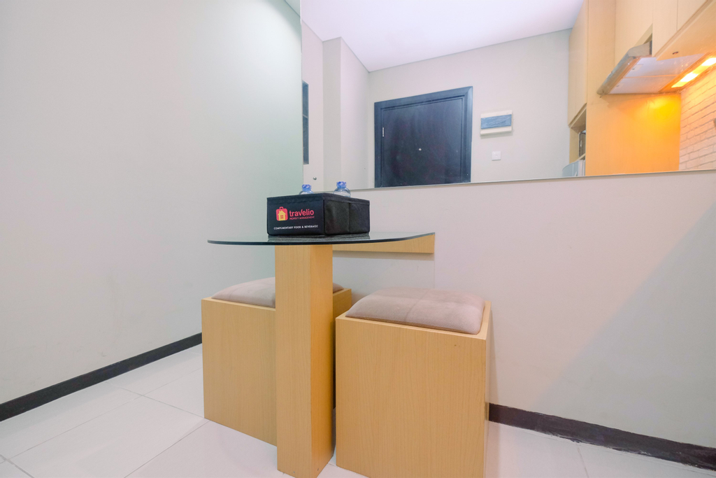Relax Studio at Nifarro Apartment By Travelio, Jakarta Selatan