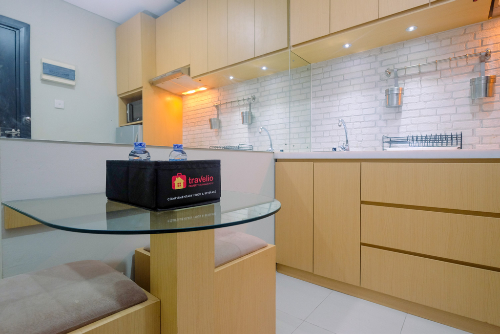 Relax Studio at Nifarro Apartment By Travelio, Jakarta Selatan