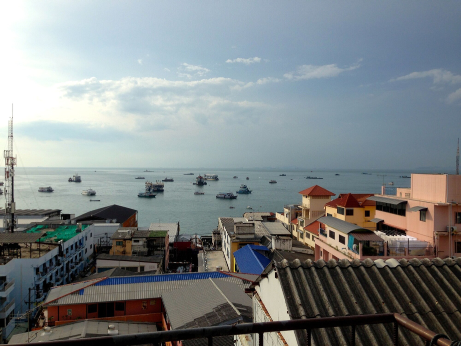 Cherry Hotel, Pattaya