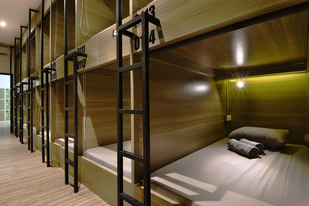 Mypodroom Capsule Hostel, Bandung
