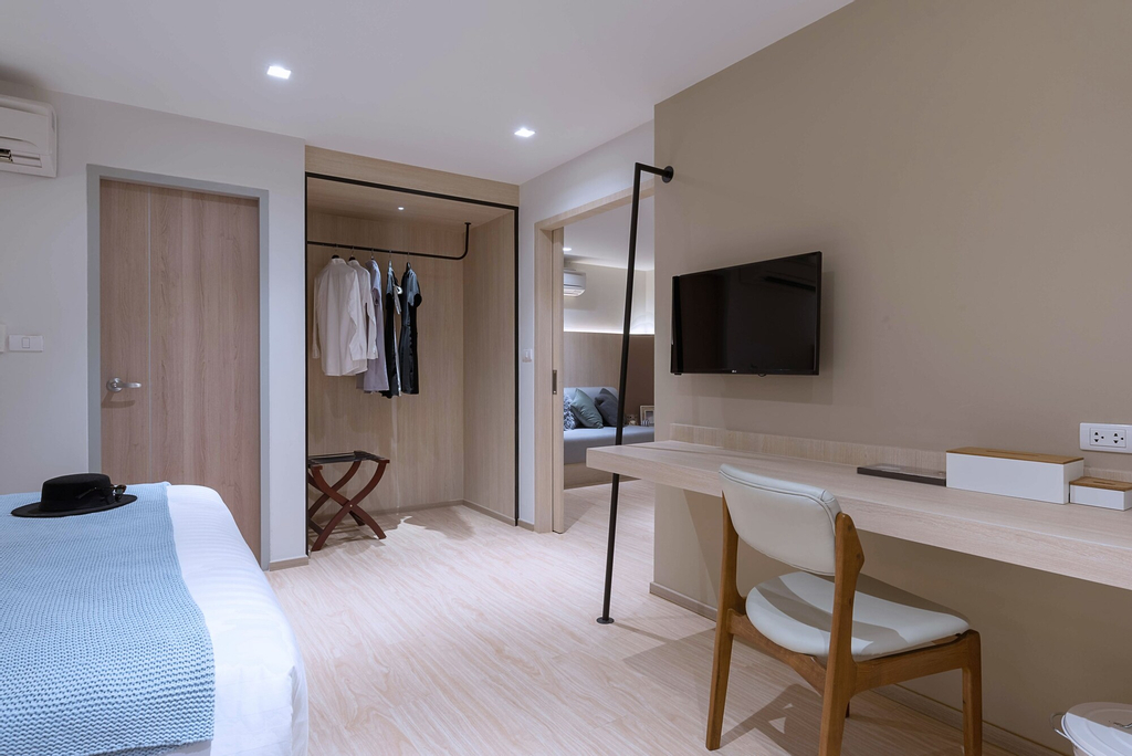 Bella B Hotel, Bang Kruai