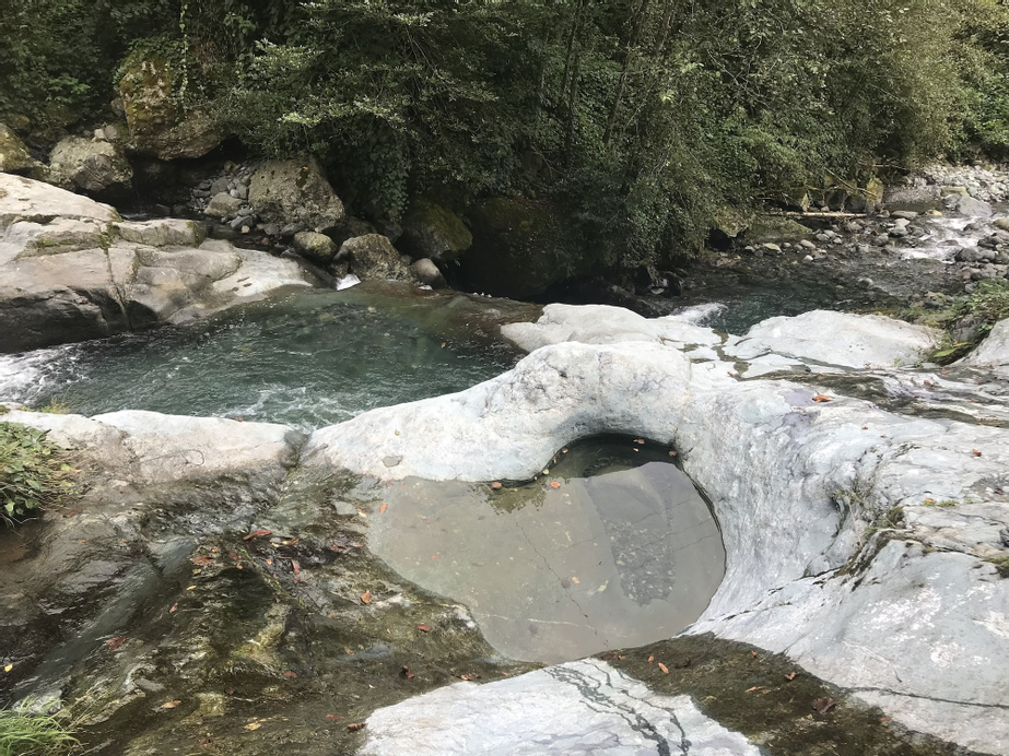 Pinar Kir Evi, Hopa