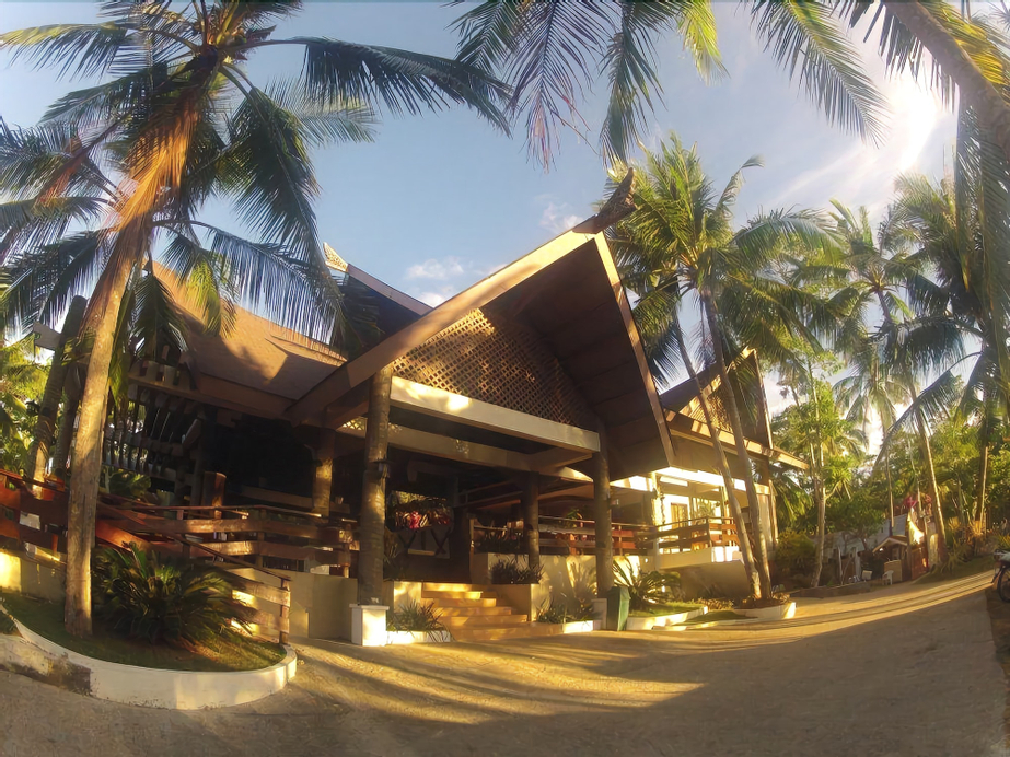 Santiago Bay Garden & Resort, San Francisco