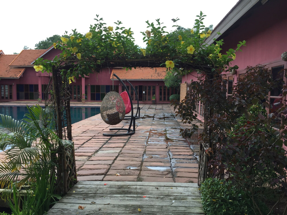 Chiangmai Royal Creek, Hang Dong