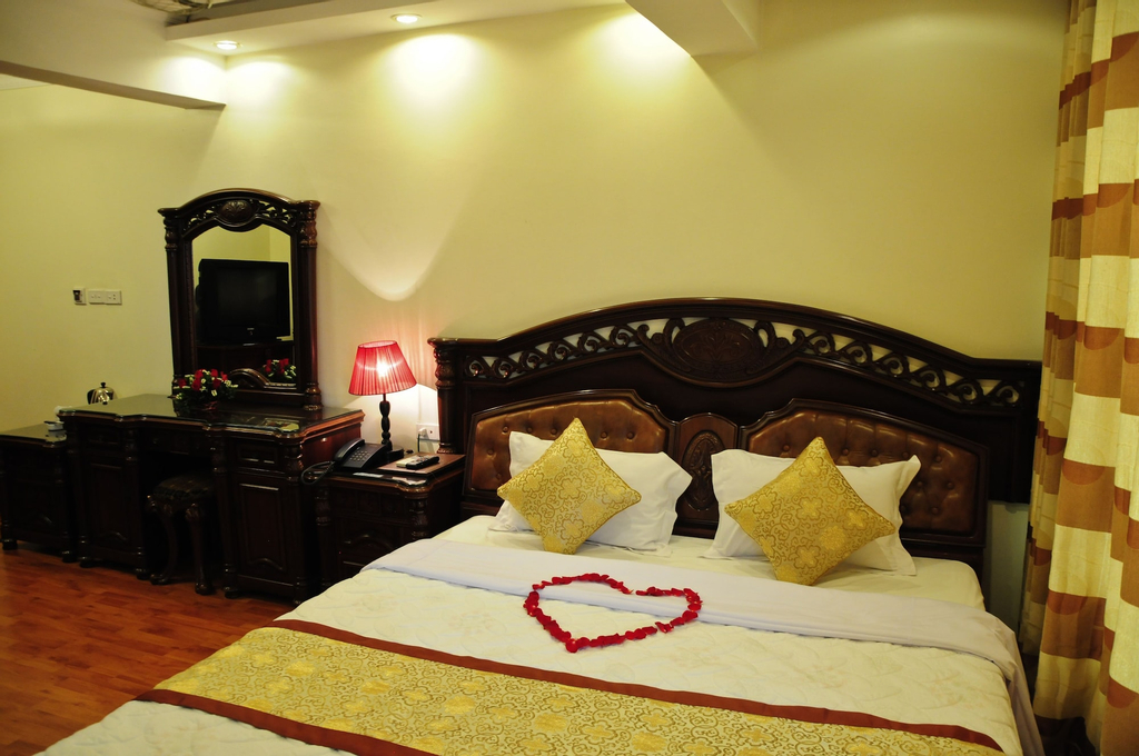 Thai Ha Hotel, Đống Đa