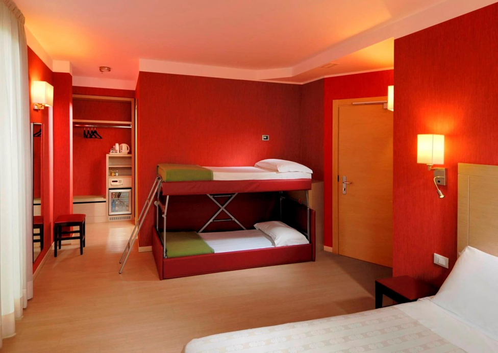 Bedroom 30
