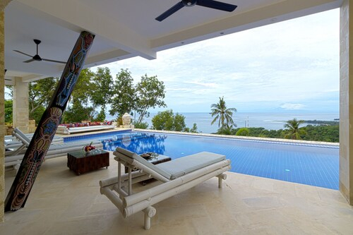 Villa Umbrella, Lombok Barat