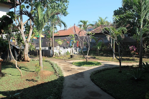 Ray Beach Inn, Buleleng