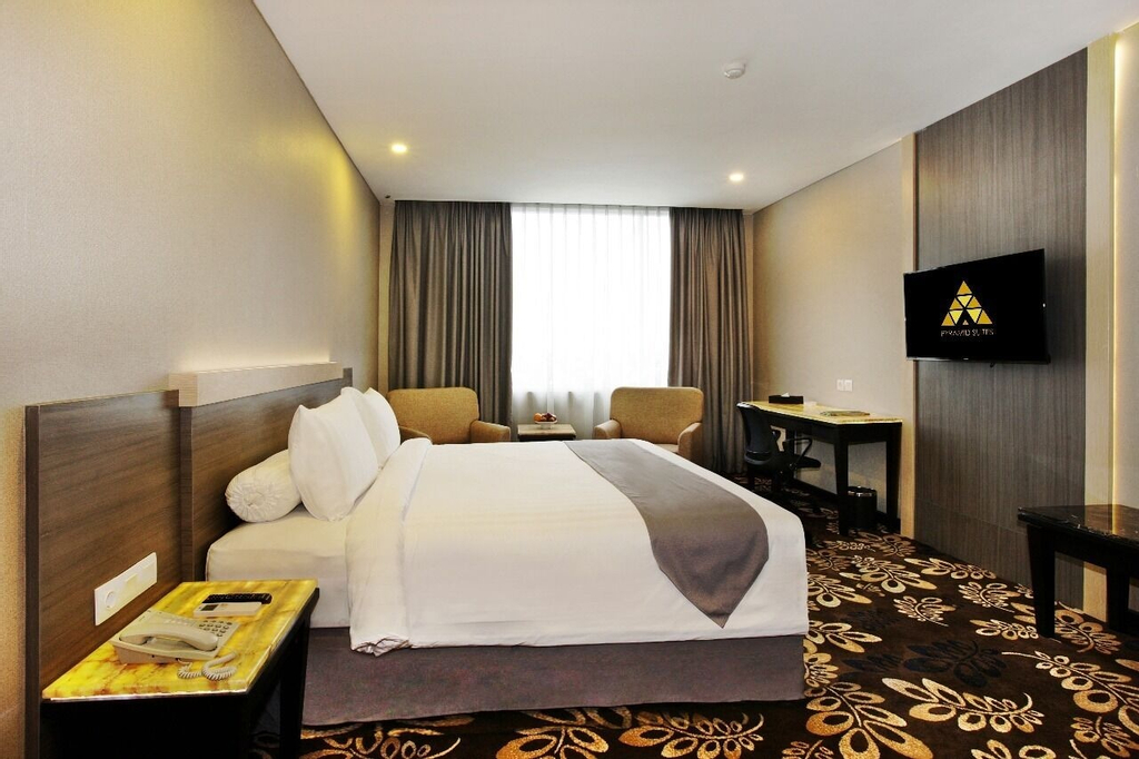Pyramid Suites Hotel Banjarmasin, Banjarmasin