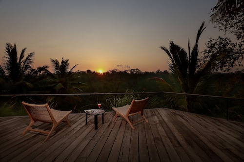 Umah Tampih Villa, Gianyar