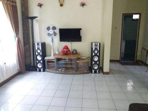 Villa Kota Bunga Blok K, Cianjur