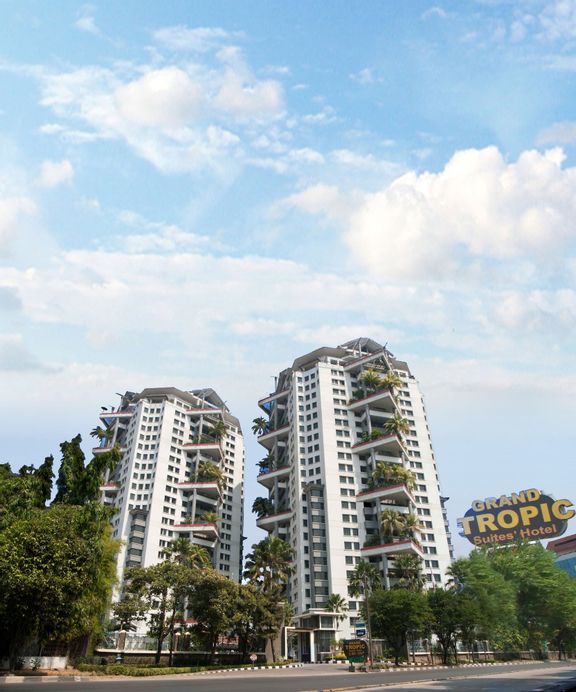 Grand Tropic Suites Hotel, West Jakarta