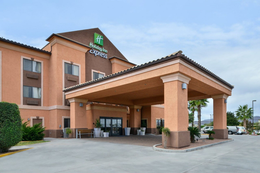 Holiday Inn Express Hotel & Suites Kingman, Mohave