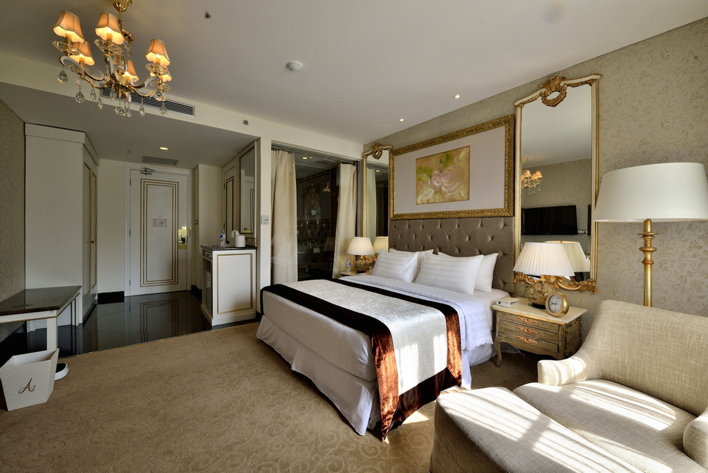 Amaroossa Royal Bogor, Bogor