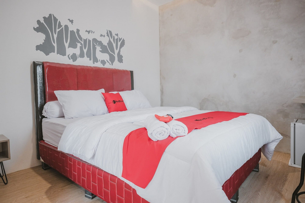 RedDoorz Plus Syariah near Universitas Lampung, Bandar Lampung